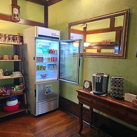 Hilltop Manor B&B Hot Springs Dış mekan fotoğraf