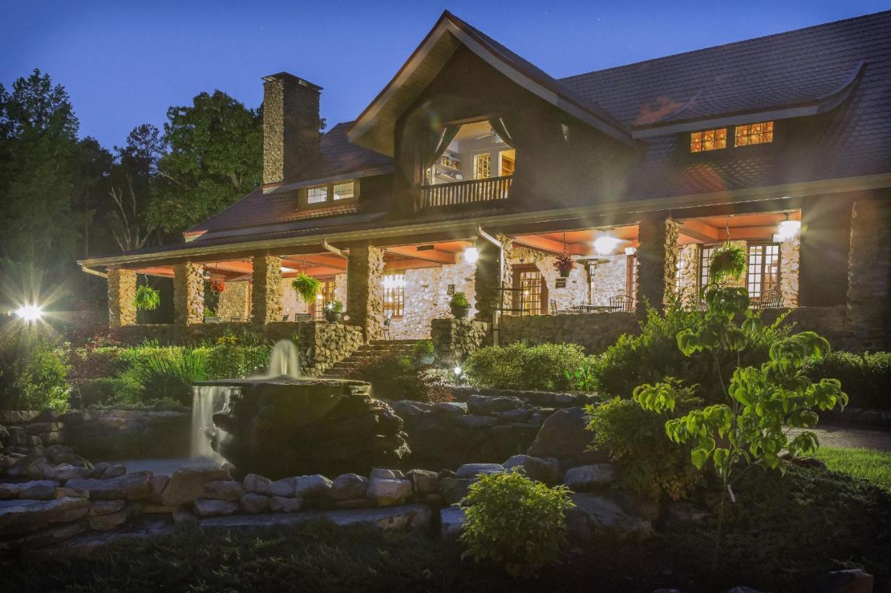 Hilltop Manor B&B Hot Springs Dış mekan fotoğraf