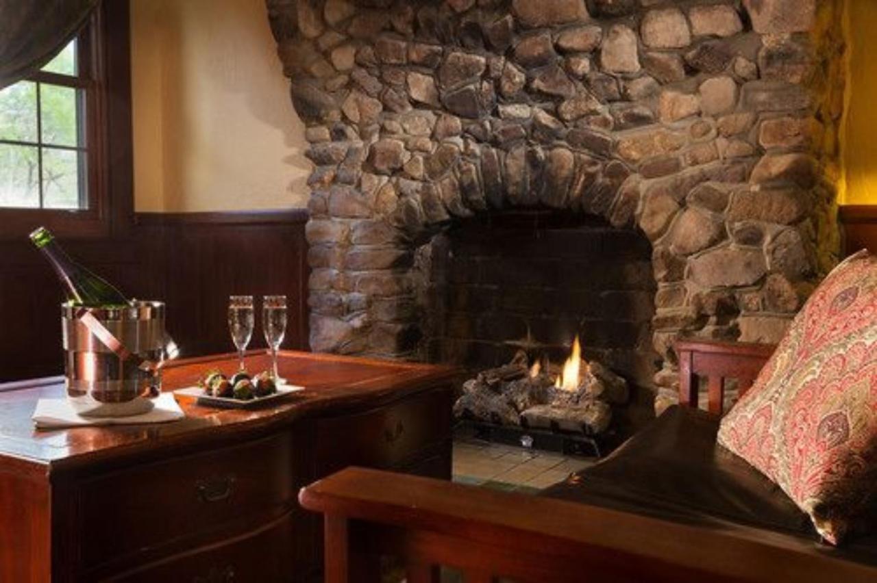 Hilltop Manor B&B Hot Springs Dış mekan fotoğraf