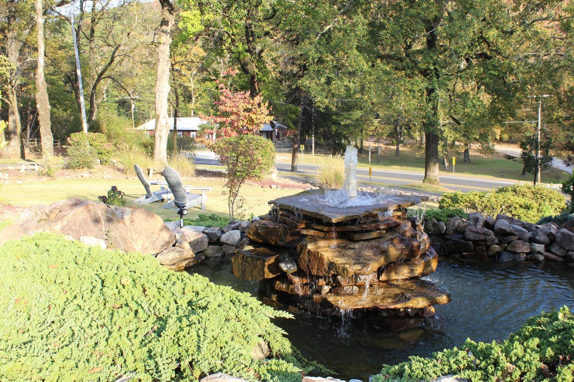 Hilltop Manor B&B Hot Springs Dış mekan fotoğraf