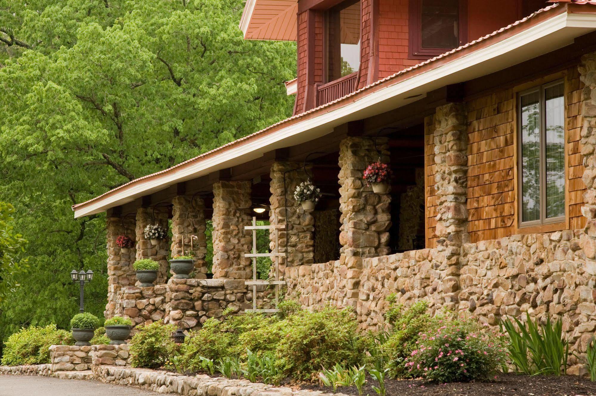 Hilltop Manor B&B Hot Springs Dış mekan fotoğraf