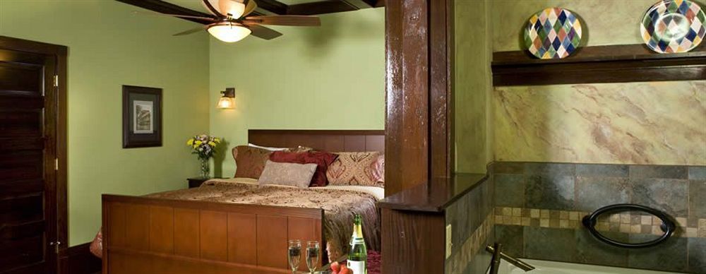 Hilltop Manor B&B Hot Springs Dış mekan fotoğraf
